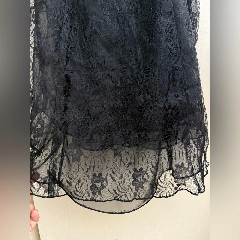 Vintage‎ Victoria’s Secret Gold Label Black Lace camisole/dress  Women’s Small